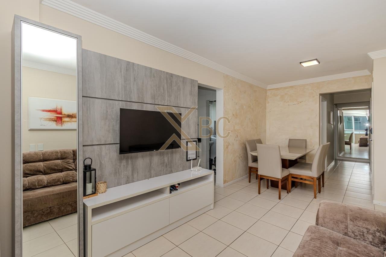 Apartamento 3 dormitórios em Centro Balneário Camboriú