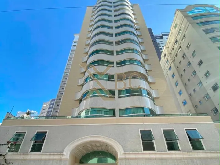 Edifício Le Blanc – Apartamento à Venda no Bairro Pioneiros, Balneário Camboriú