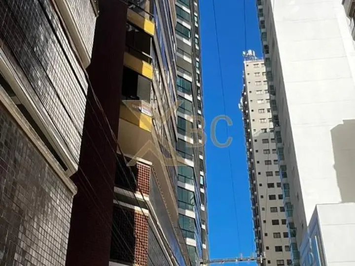 Edifício Boston – Apartamento de Alto Padrão no Centro de Balneário Camboriú