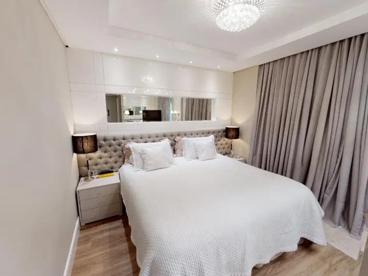 Edifício Petrópolis - Apartamento diferenciado à venda, quadra mar com vista, 03 suítes, 03 vagas de garagem, localizado na região centro sul, Balneário Camboriú/SC