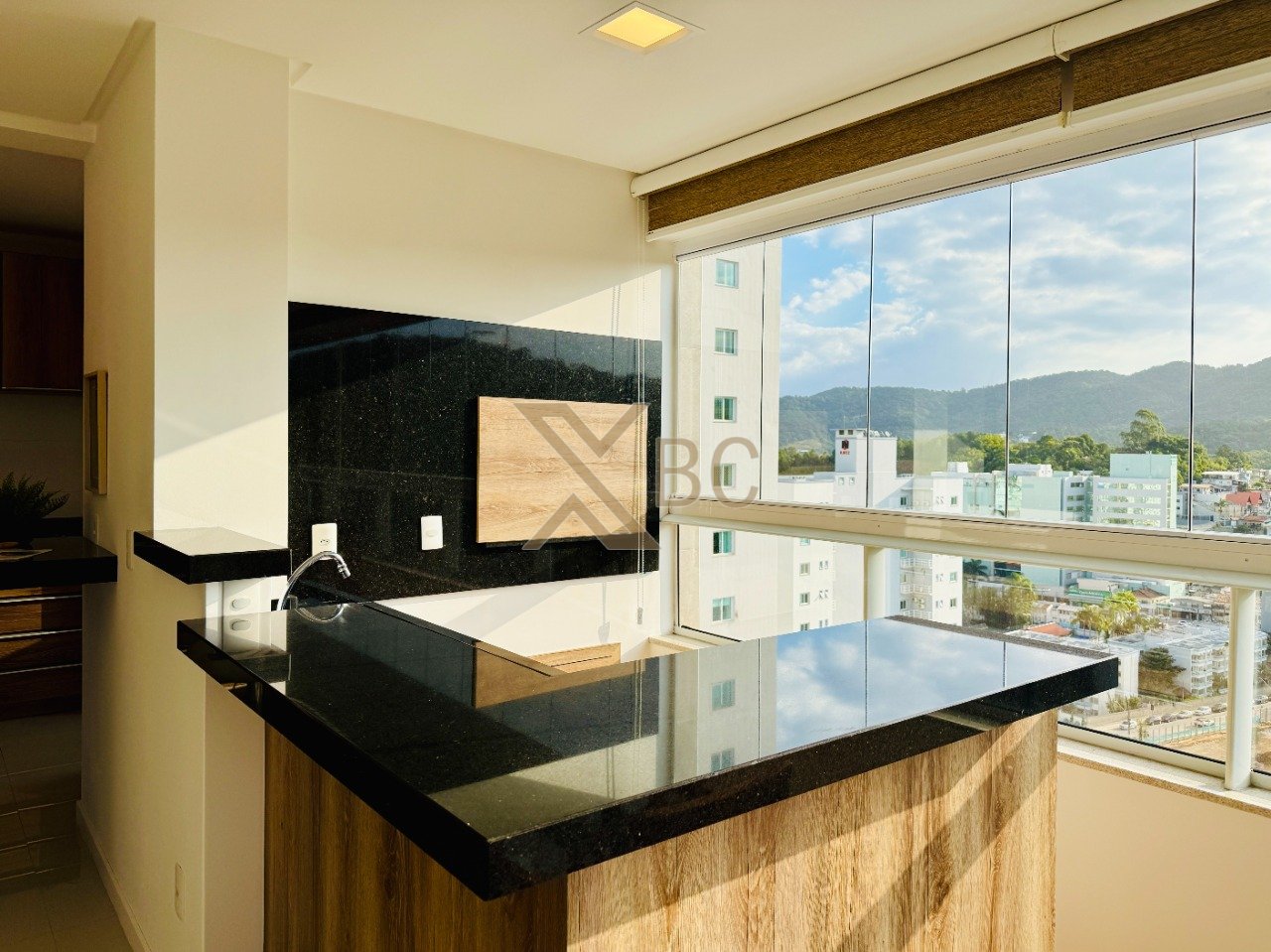 Apartamento com Vista para o Mar à Venda em Balneário Camboriú - Edifício Farol Ponta do Mel