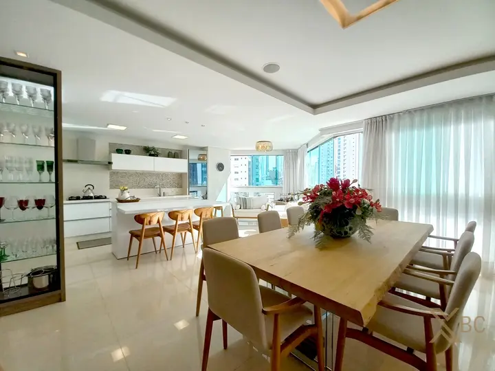 Calla D?Volpi - Centro Sul | Apartamento Mobiliado à Venda com 3 Suítes em Balneário Camboriú
