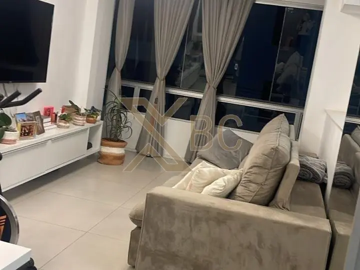 Edifício Itamaraty - Apartamento Frente Mar em Balneário Camboriú