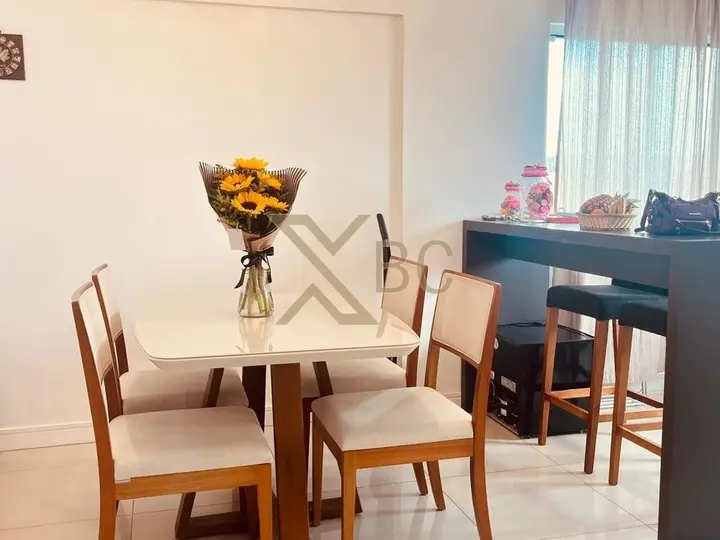 Edifício Efraim - Apartamento com 3 suítes, 2 vagas e alta privacidade no Centro de Balneário Camboriú