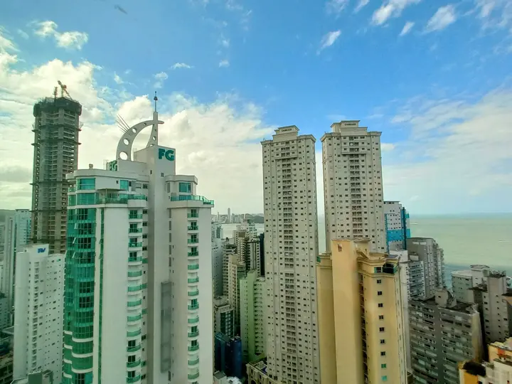 Magnifique Tower - Centro Sul | Apartamento Vista Mar em Andar Alto à Venda em Balneário Camboriú