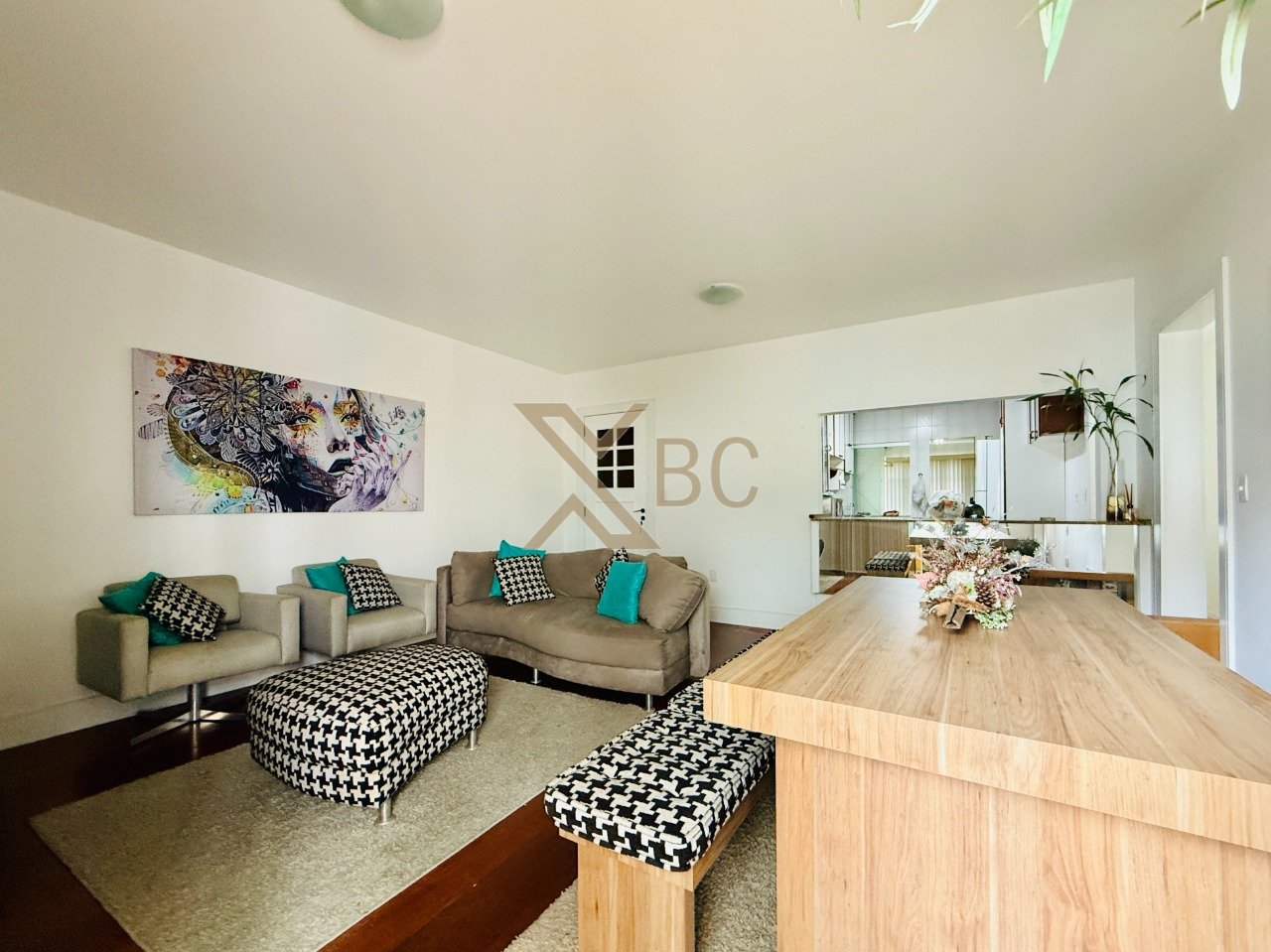 Apartamento no Edifício Maricá no Centro de Balneário Camboriú