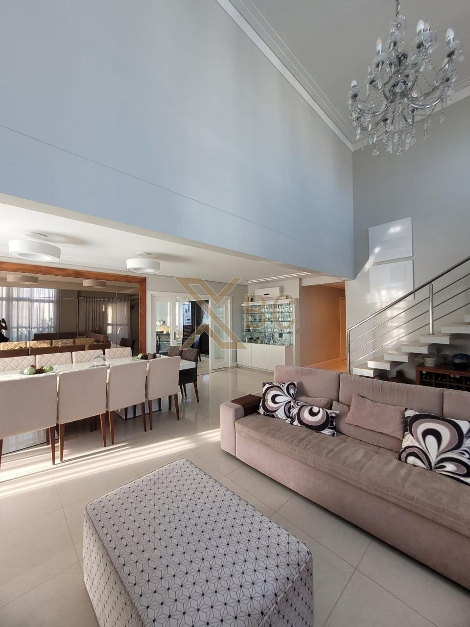 Apartamento à venda no Edifício Vermont - Centro de Balneário Camboriú